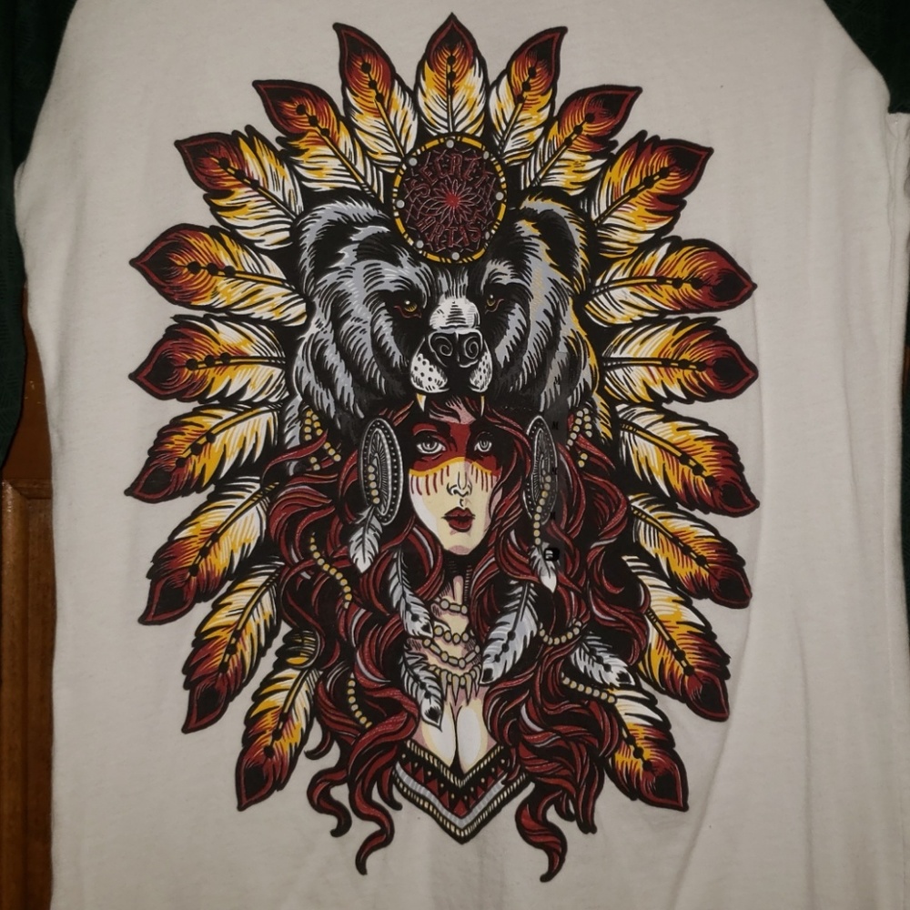 NWT Secret Artist Raglan Size M - Picture 3 of 4